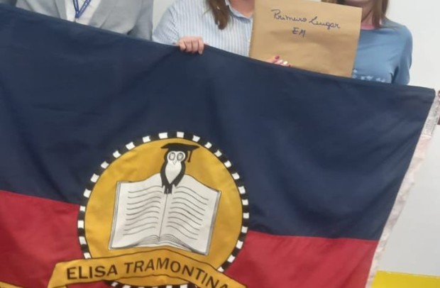“Estudo sobre a implementação de jogos como recurso pedagógico que visa a inclusão entre os alunos e seus resultados no ensino tradicional e moderno (Fase II)”, da EEEM Elisa Tramontina.
